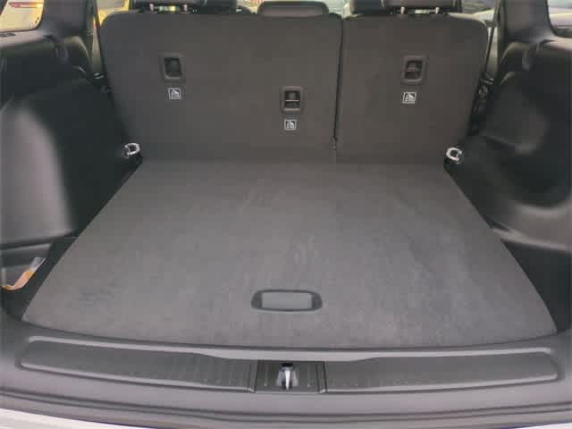 Thumbnail: 2025 Jeep Grand Cherokee - 32