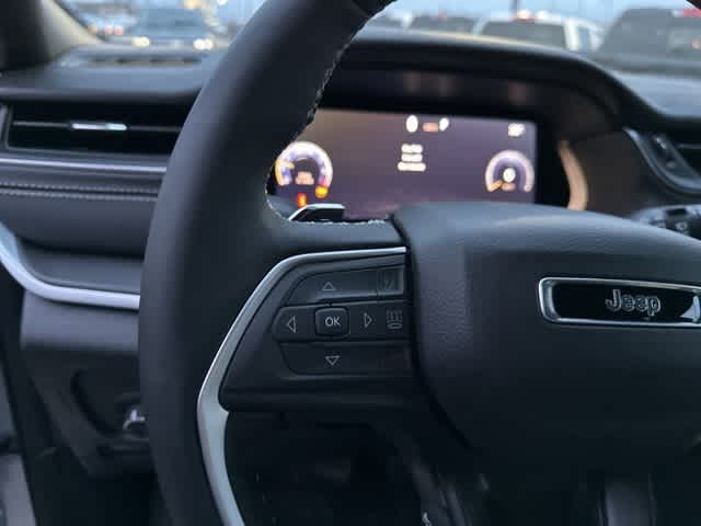 Thumbnail: 2025 Jeep Grand Cherokee - 5