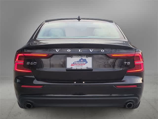 Thumbnail: 2021 Volvo S60 - 7