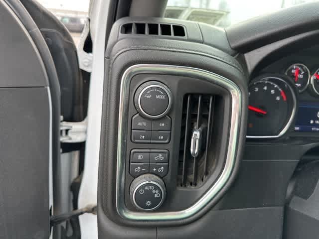 Thumbnail: 2022 Chevrolet Silverado 1500 - 10