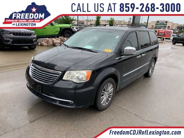 2014 Chrysler Town & Country Touring -
                  Lexington, KY