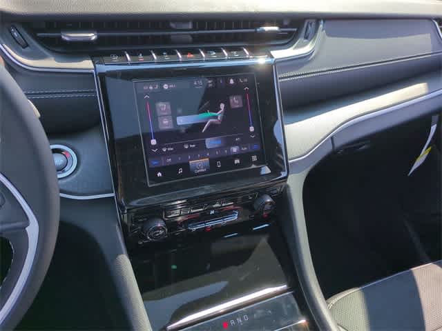 Thumbnail: 2025 Jeep Grand Cherokee - 29