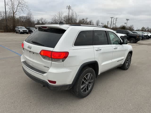 Thumbnail: 2017 Jeep Grand Cherokee - 22