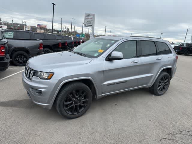 Thumbnail: 2021 Jeep Grand Cherokee - 13