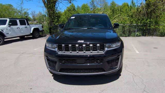 Thumbnail: 2026 Jeep Grand Cherokee L - 3