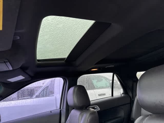 Thumbnail: 2014 Ford Explorer - 13