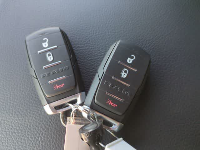 Thumbnail: 2026 RAM 3500 - 35