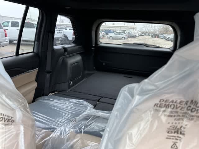 Thumbnail: 2026 Jeep Grand Cherokee - 6