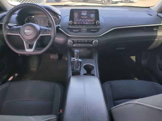 Thumbnail: 2022 Nissan Altima - 15