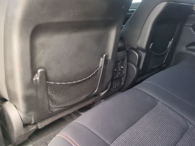 Thumbnail: 2016 Jeep Grand Cherokee - 18