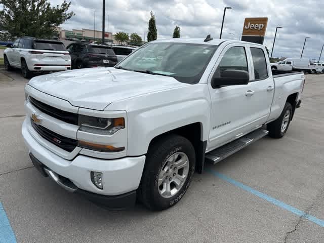 Thumbnail: 2018 Chevrolet Silverado 1500 - 2