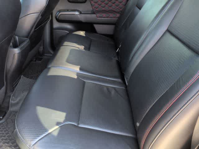 Thumbnail: 2021 Toyota Tacoma - 21