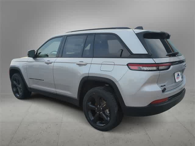 Thumbnail: 2025 Jeep Grand Cherokee - 6