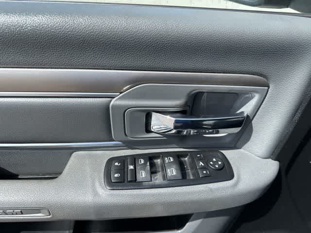 Thumbnail: 2013 RAM 1500 - 10