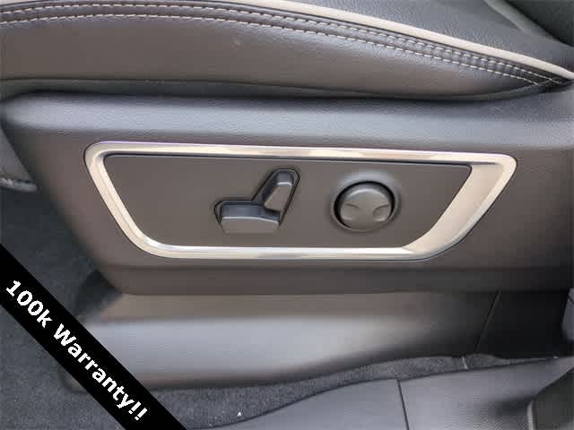 Thumbnail: 2026 RAM 1500 - 18