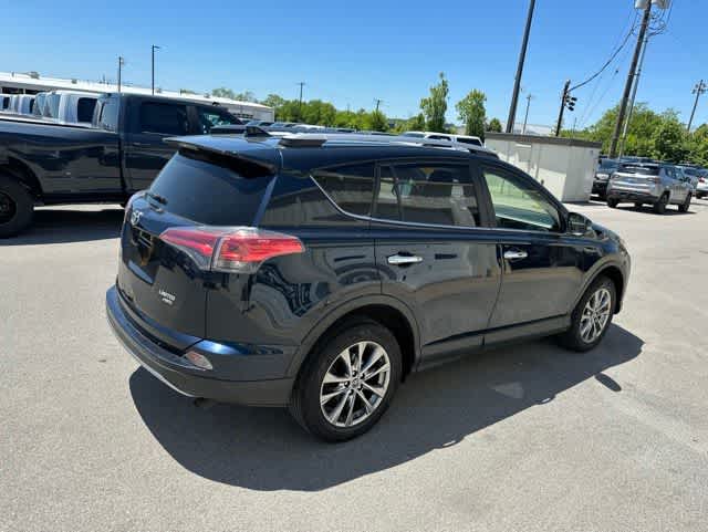 Thumbnail: 2018 Toyota RAV4 - 23
