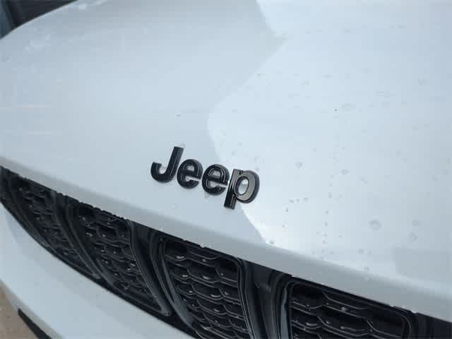 Thumbnail: 2025 Jeep Grand Cherokee L - 12