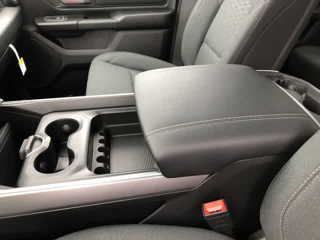 Thumbnail: 2026 RAM 1500 - 13