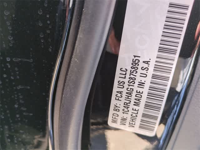 Thumbnail: 2025 Jeep Grand Cherokee - 38