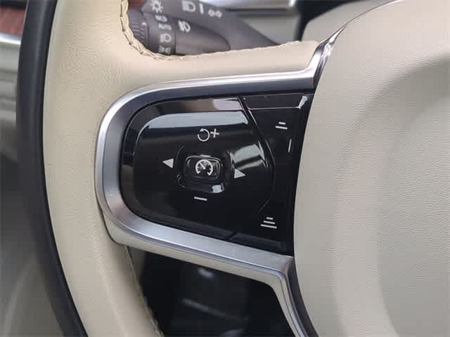 Thumbnail: 2021 Volvo S60 - 25