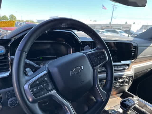Thumbnail: 2024 Chevrolet Silverado 1500 - 3