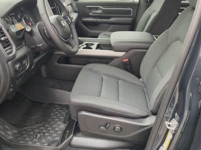 Thumbnail: 2026 RAM 1500 - 17
