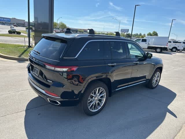 Thumbnail: 2022 Jeep Grand Cherokee - 26