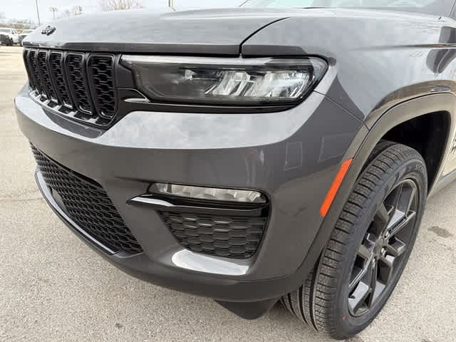 Thumbnail: 2025 Jeep Grand Cherokee - 11