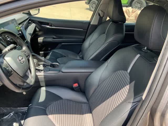 Thumbnail: 2021 Toyota Camry - 3