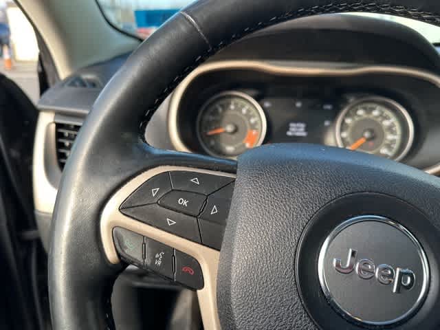 Thumbnail: 2015 Jeep Cherokee - 12