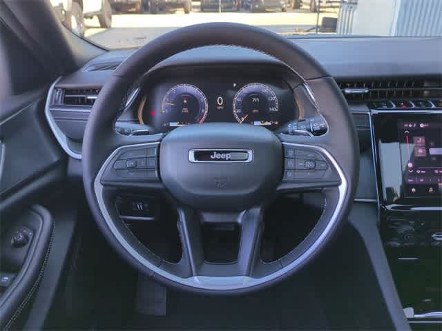 Thumbnail: 2025 Jeep Grand Cherokee - 24