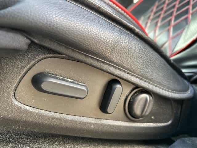 Thumbnail: 2022 Chevrolet Equinox - 11