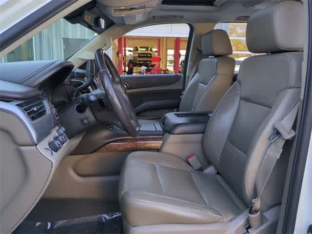 Thumbnail: 2015 Chevrolet Suburban - 17