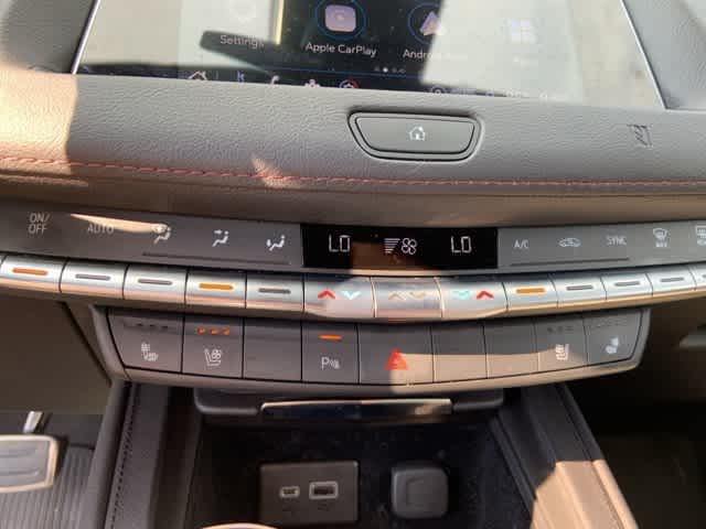 Thumbnail: 2021 Cadillac XT4 - 12