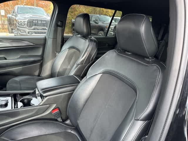 Thumbnail: 2021 Jeep Grand Cherokee L - 3