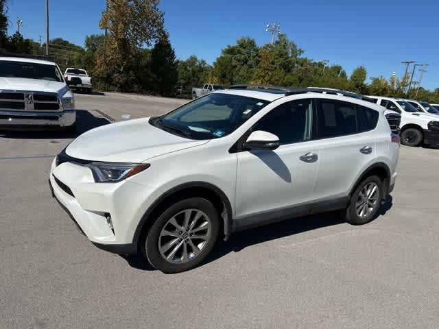 Thumbnail: 2018 Toyota RAV4 - 15