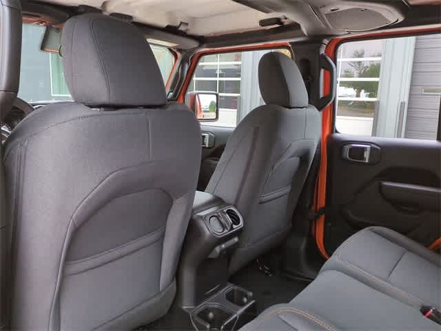 Thumbnail: 2025 Jeep Gladiator - 18