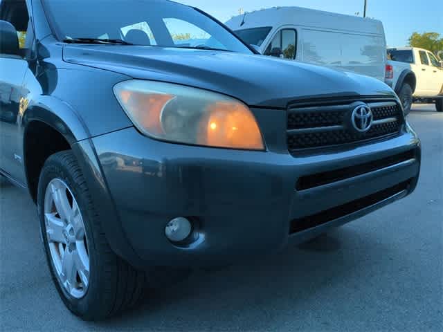 Thumbnail: 2006 Toyota RAV4 - 11