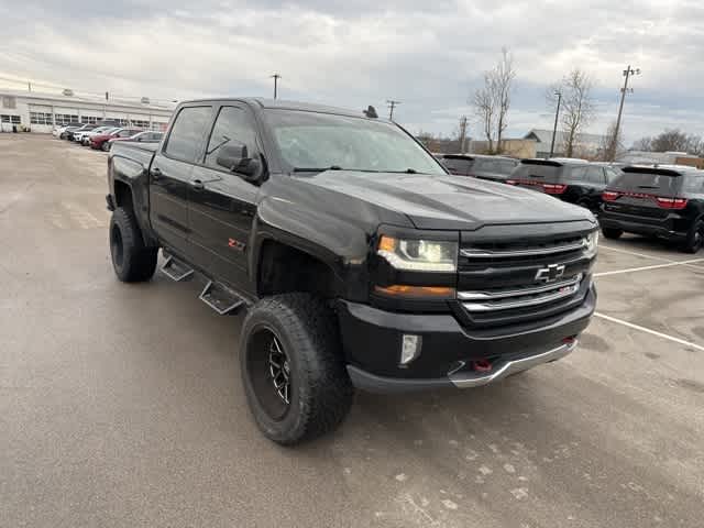 Thumbnail: 2017 Chevrolet Silverado 1500 - 24