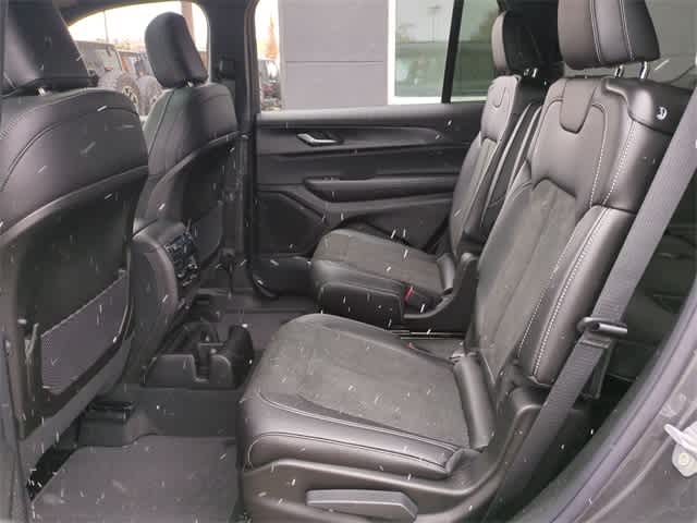 Thumbnail: 2025 Jeep Grand Cherokee L - 21