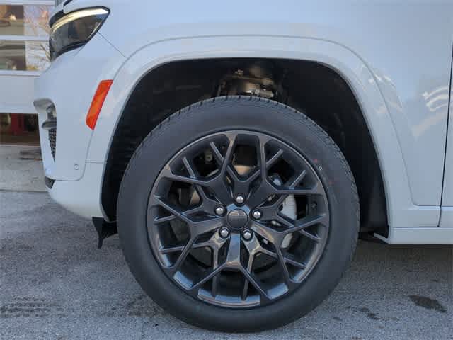 Thumbnail: 2025 Jeep Grand Cherokee - 14