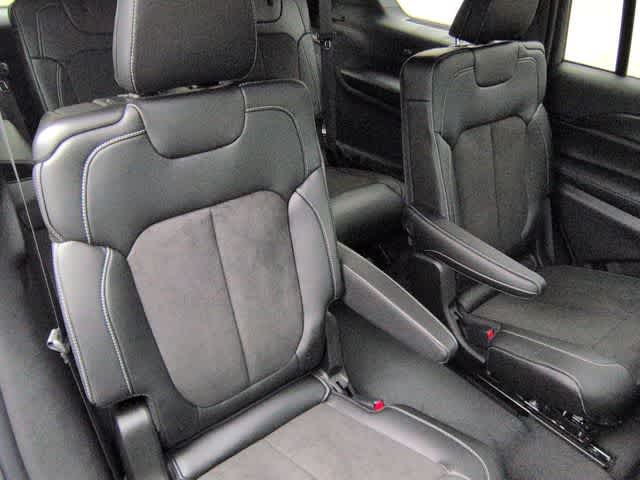 Thumbnail: 2025 Jeep Grand Cherokee L - 22