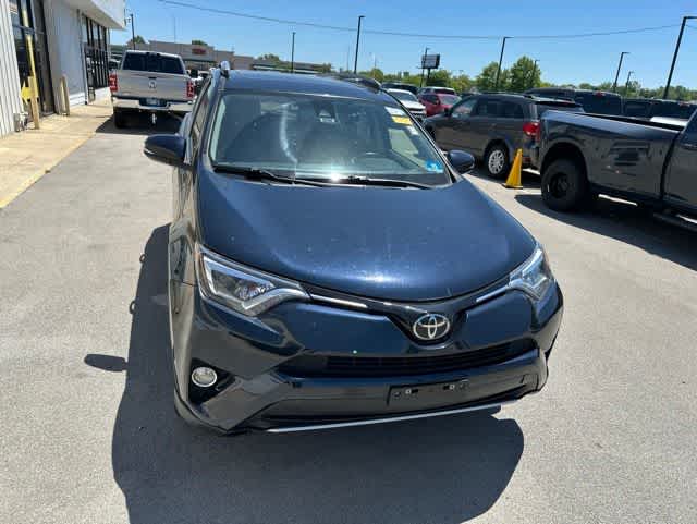 Thumbnail: 2018 Toyota RAV4 - 27