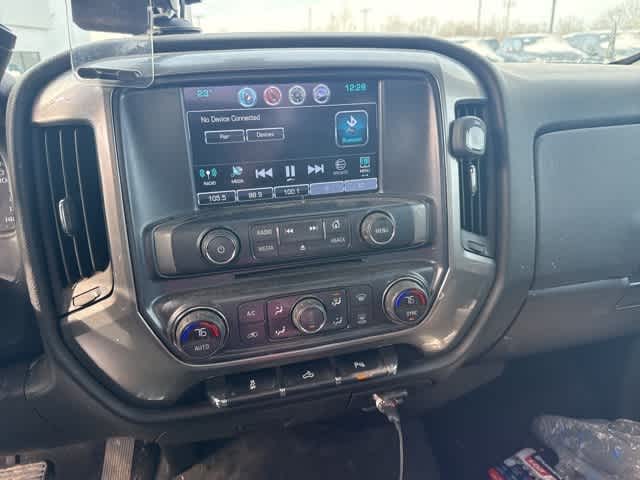 Thumbnail: 2018 Chevrolet Silverado 1500 - 3