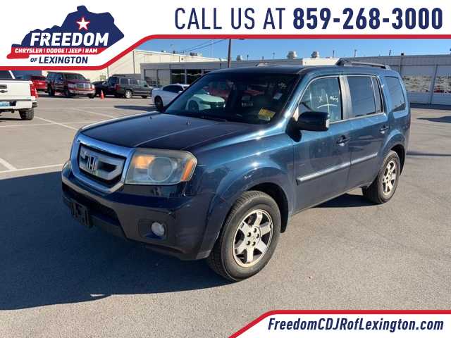 2011 Honda Pilot Touring -
                Lexington, KY