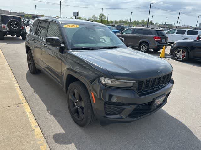 Thumbnail: 2023 Jeep Grand Cherokee - 23