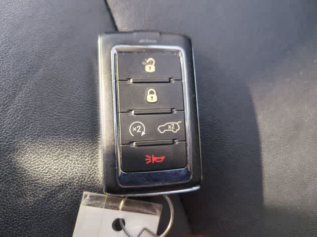 Thumbnail: 2022 Jeep Grand Cherokee - 38