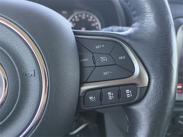 Thumbnail: 2021 Jeep Renegade - 25