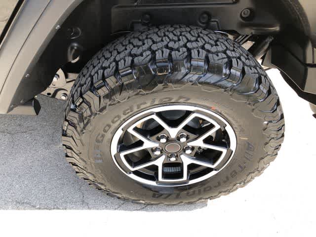 Thumbnail: 2026 Jeep Wrangler - 15