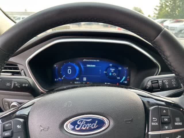 Thumbnail: 2021 Ford Escape - 7